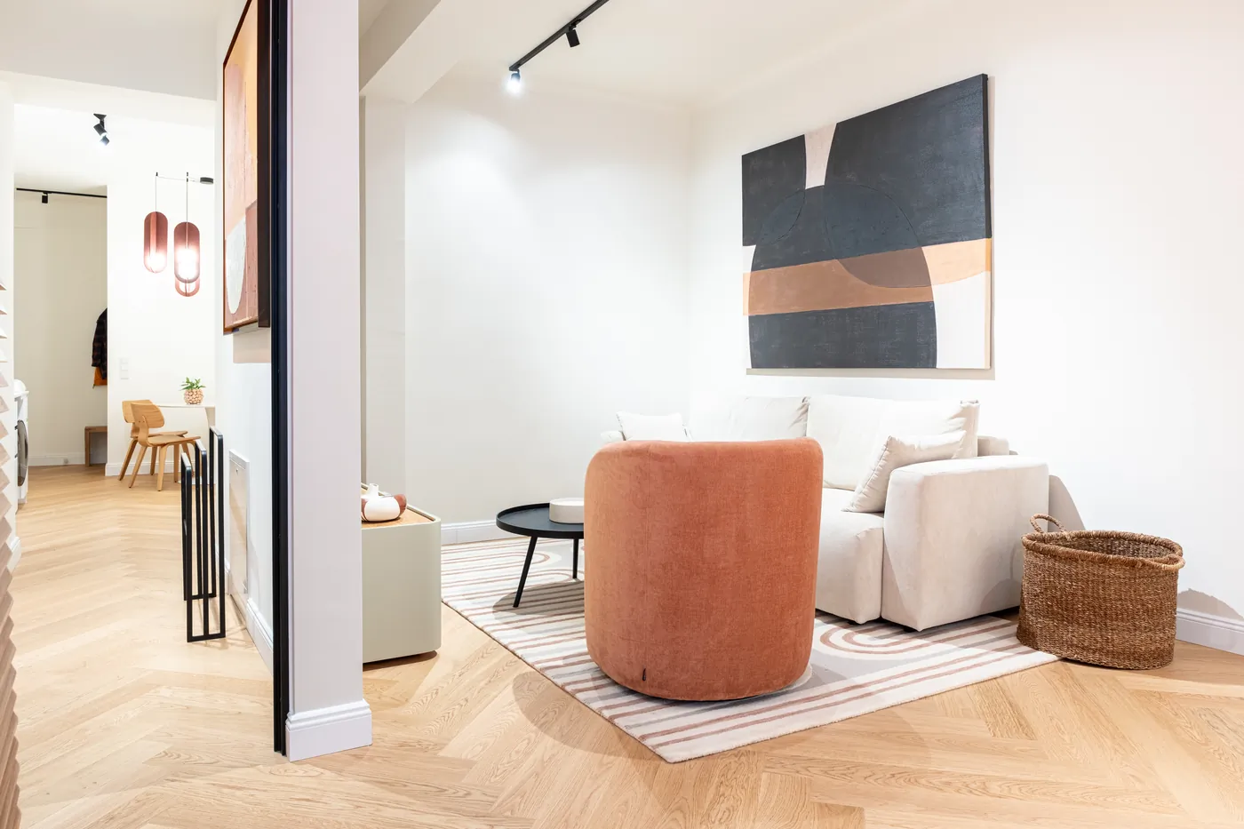 MINT Artisan — living area